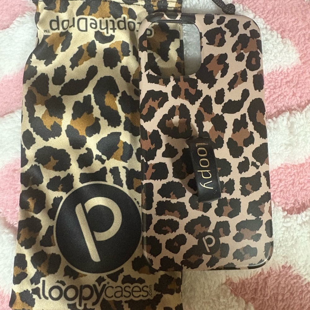 Loopy Case Leopard Print Phone Case iPhone 12/13